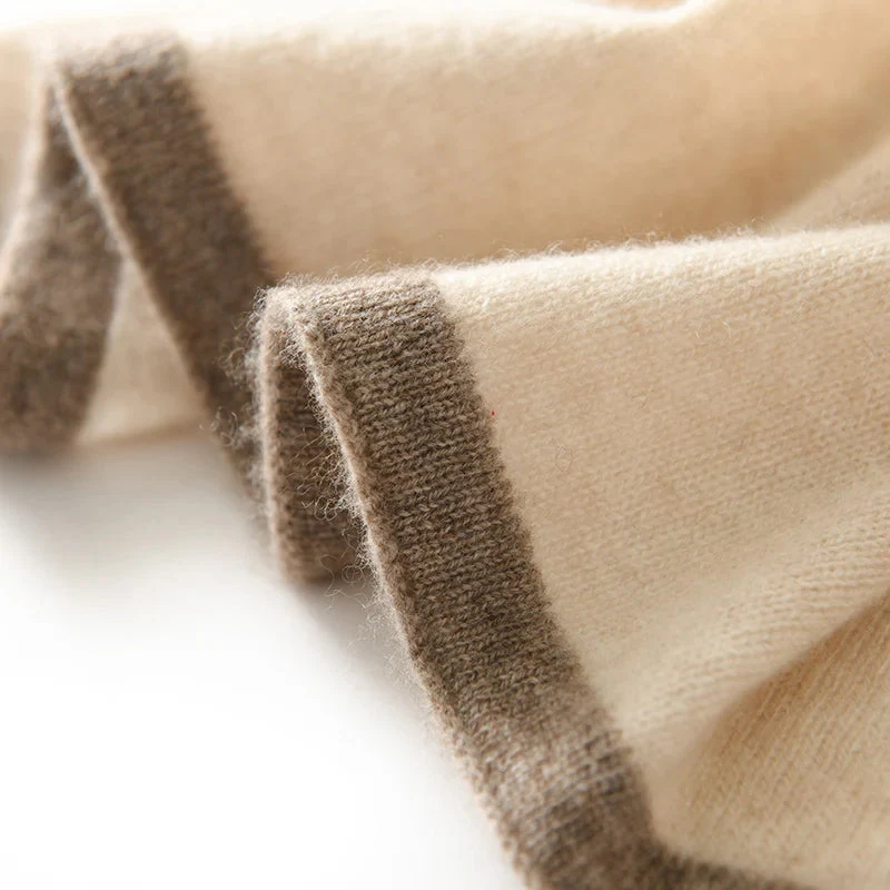 100% Cashmere Knitted Scarf - Image 4