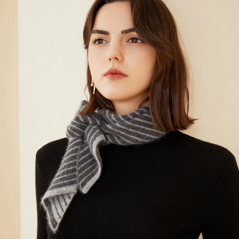 100% Goat Cashmere Knitted Scarf - Image 2