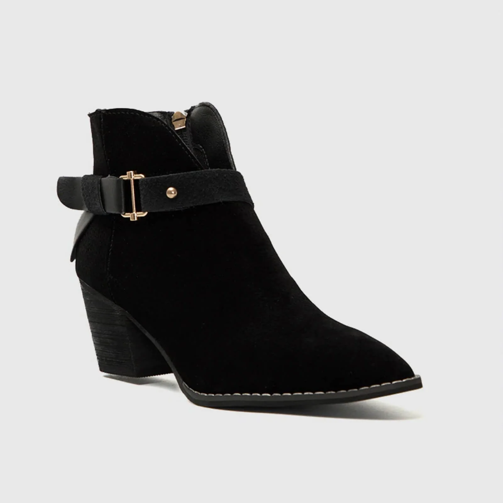 Cutout Pointed Chunky Heels Ankle Booties With Strap