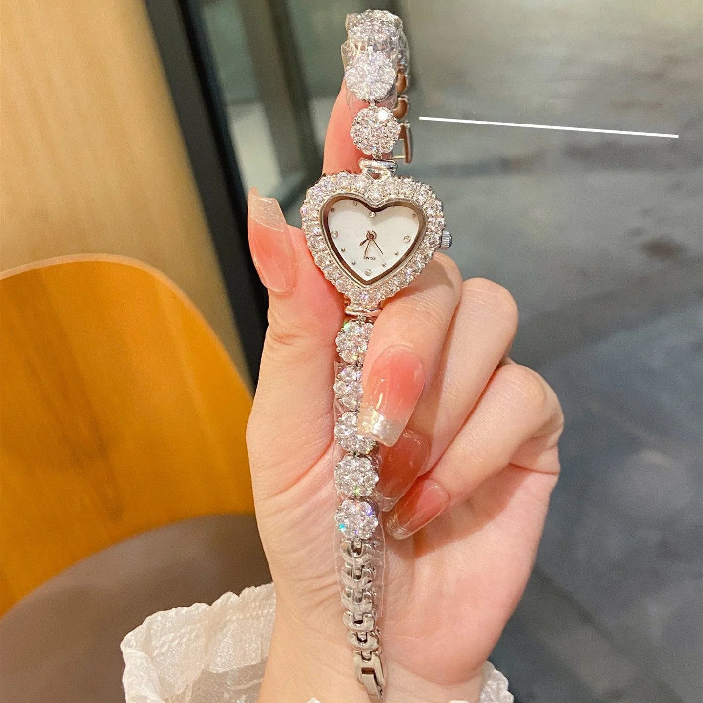 Casual Diamond Fishbone Watch - Image 2