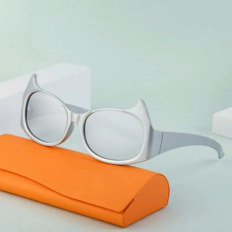 Cat Eye Luxury Sunglasses - Image 17