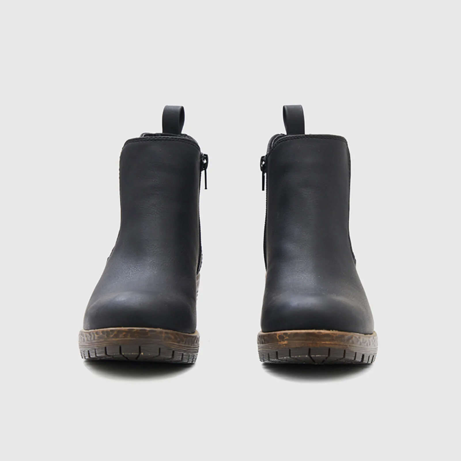 Low Heel Vintage Style Chelsea Ankle Booties - Image 21