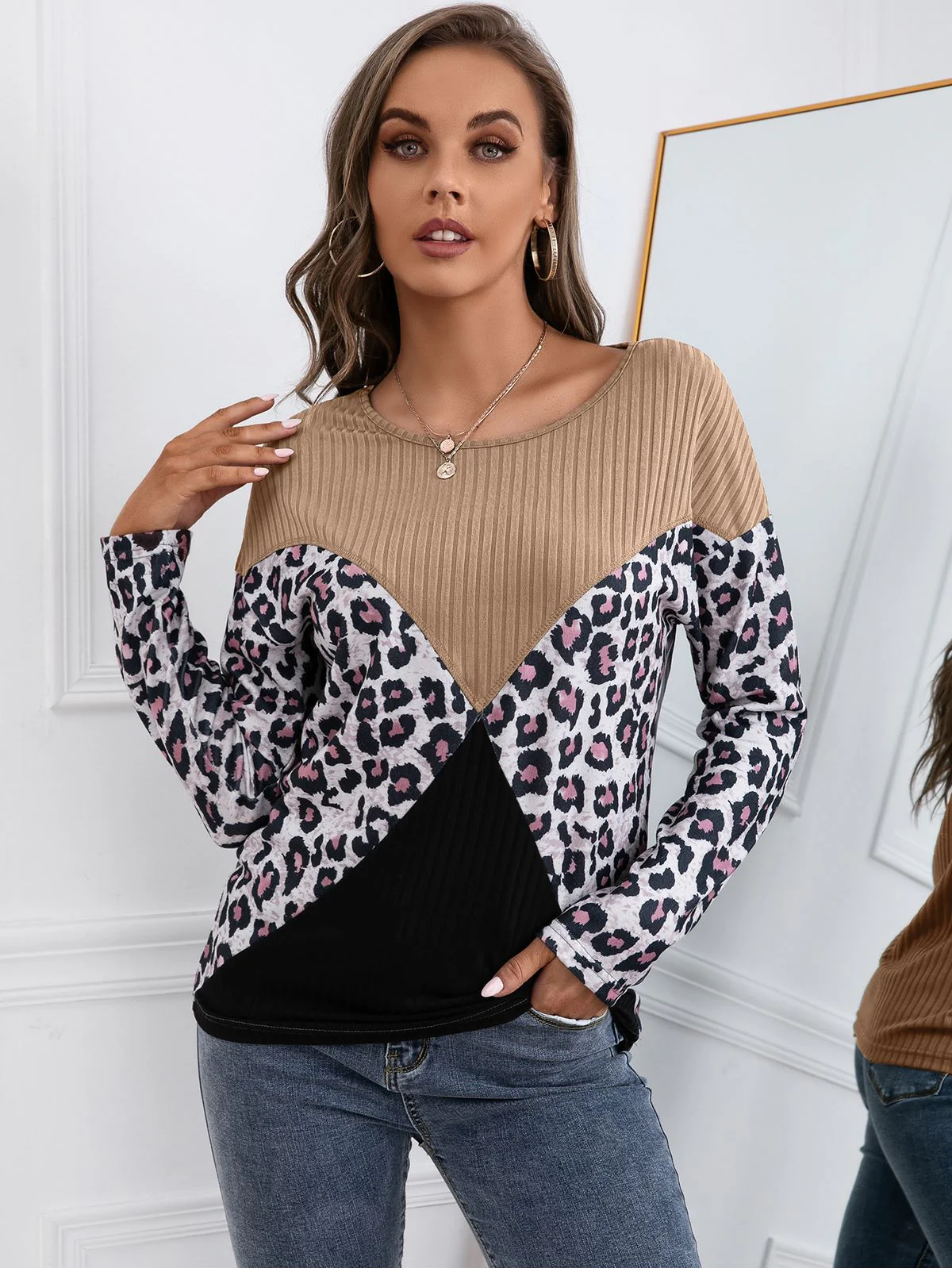 Color Block Ribbed Knit Sweater - Image 4