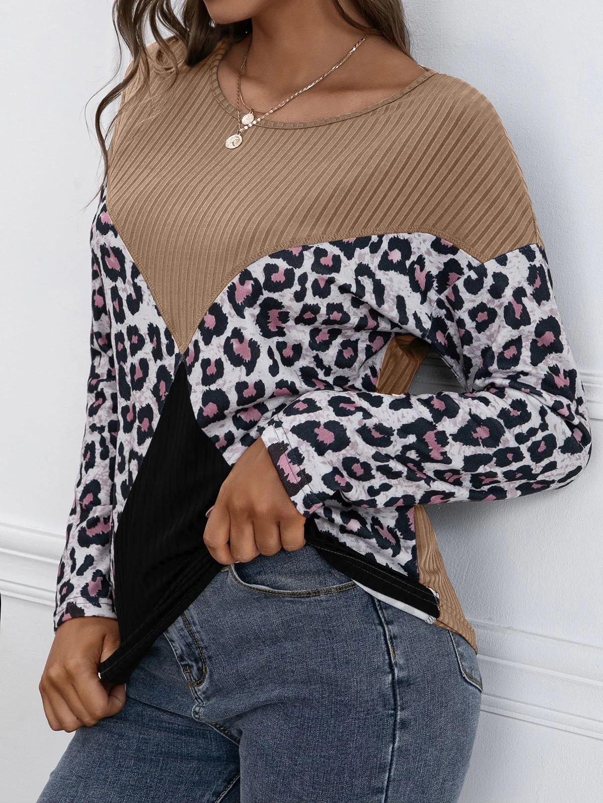 Color Block Ribbed Knit Sweater - Image 5