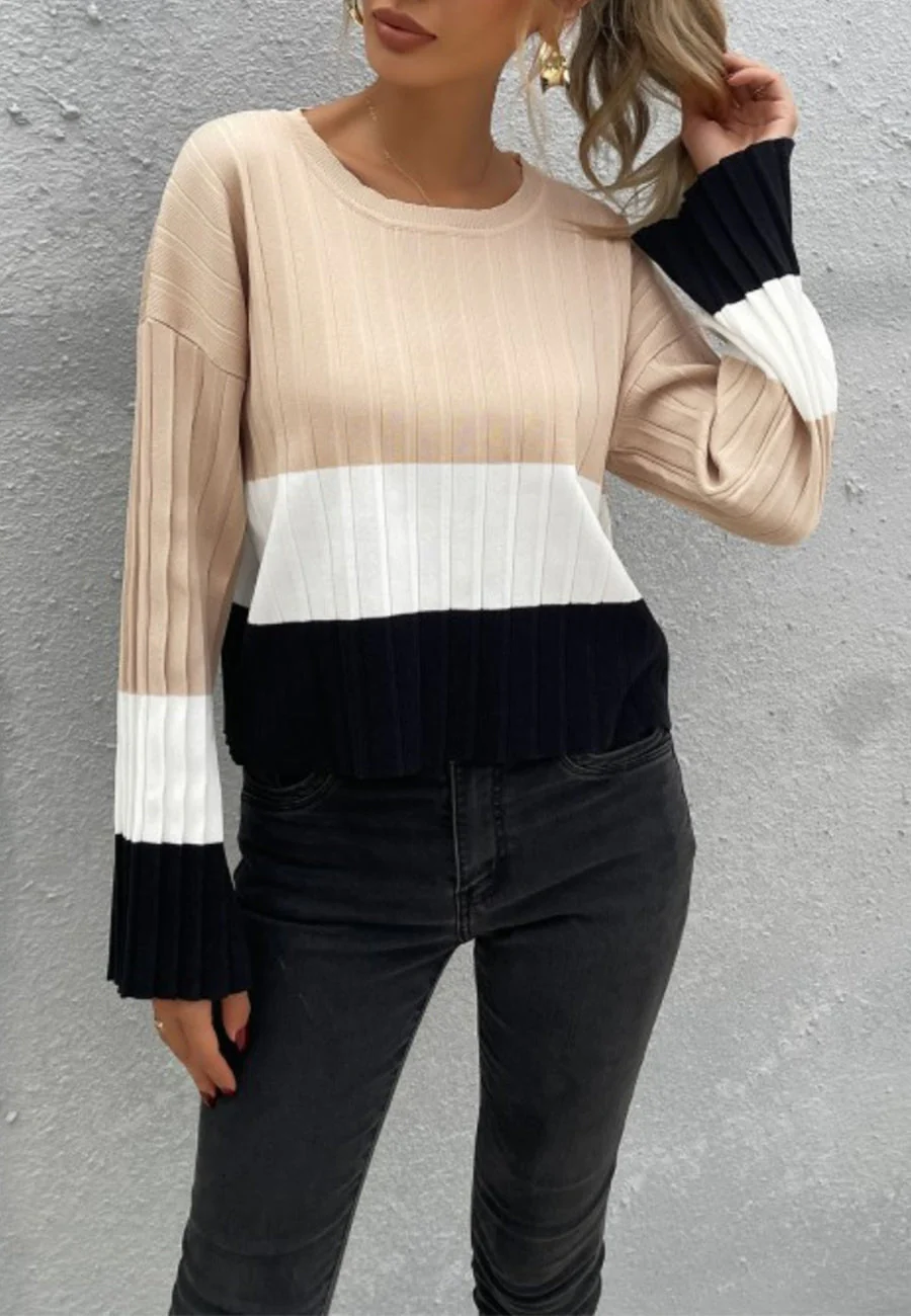 Color Block Textured Sweater - Image 2
