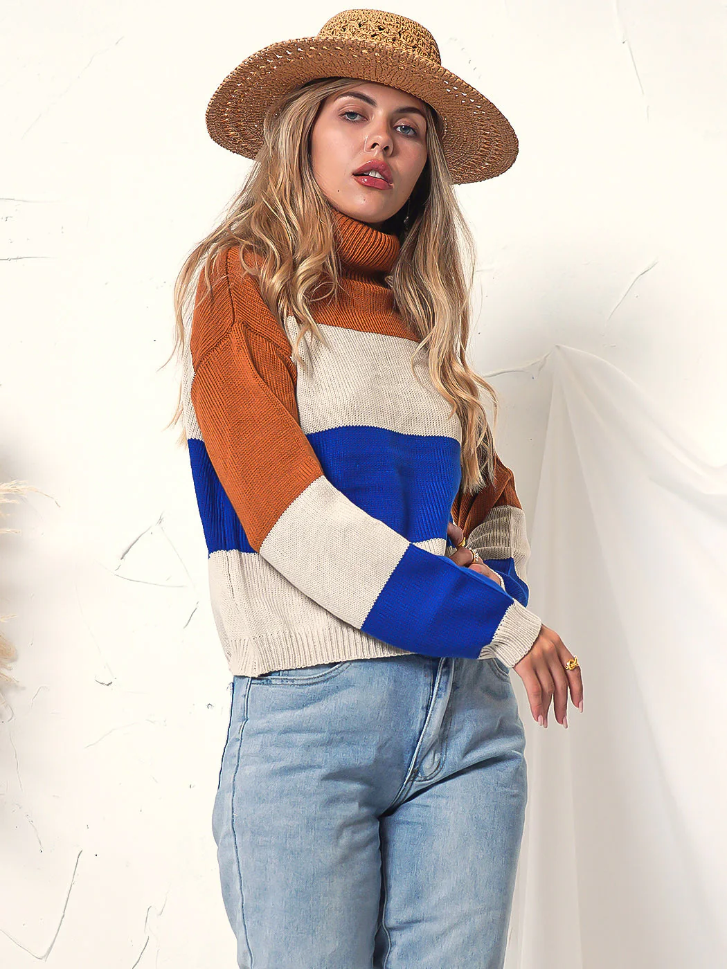 Color Blocked Cozy Sweater - Image 10