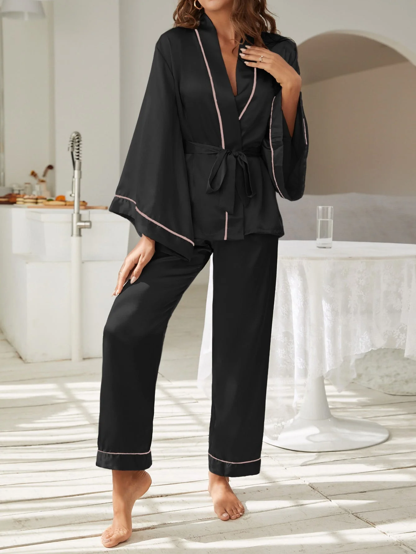 Contrast Piping Robe Top and Pajama - Image 5