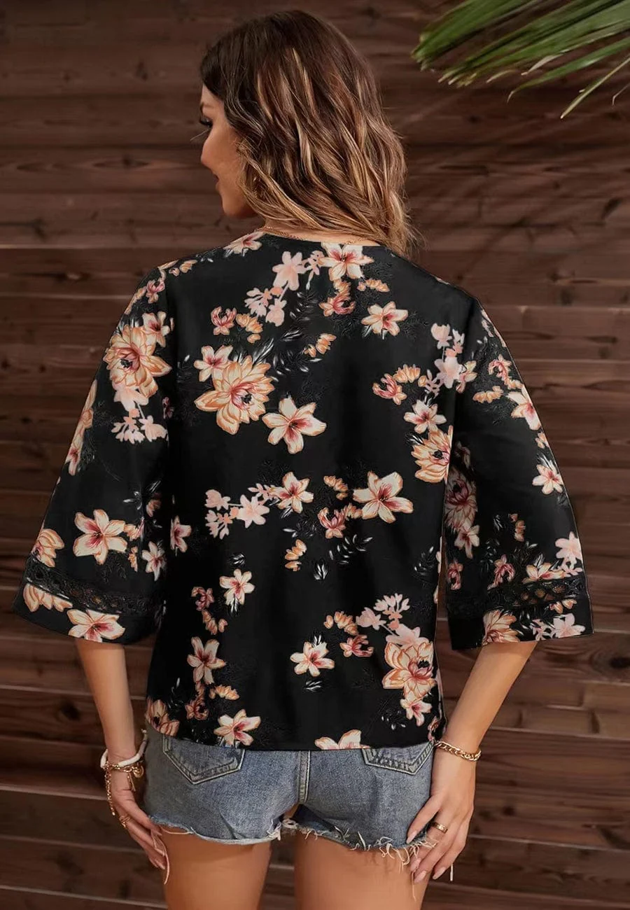 Crochet Detail Floral Print Blouse - Image 3