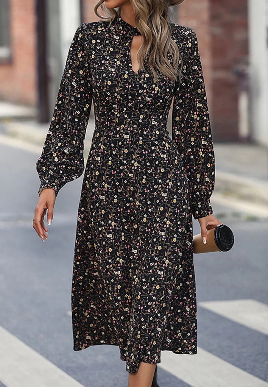 Cutout Front Vintage Floral Dress - Image 2