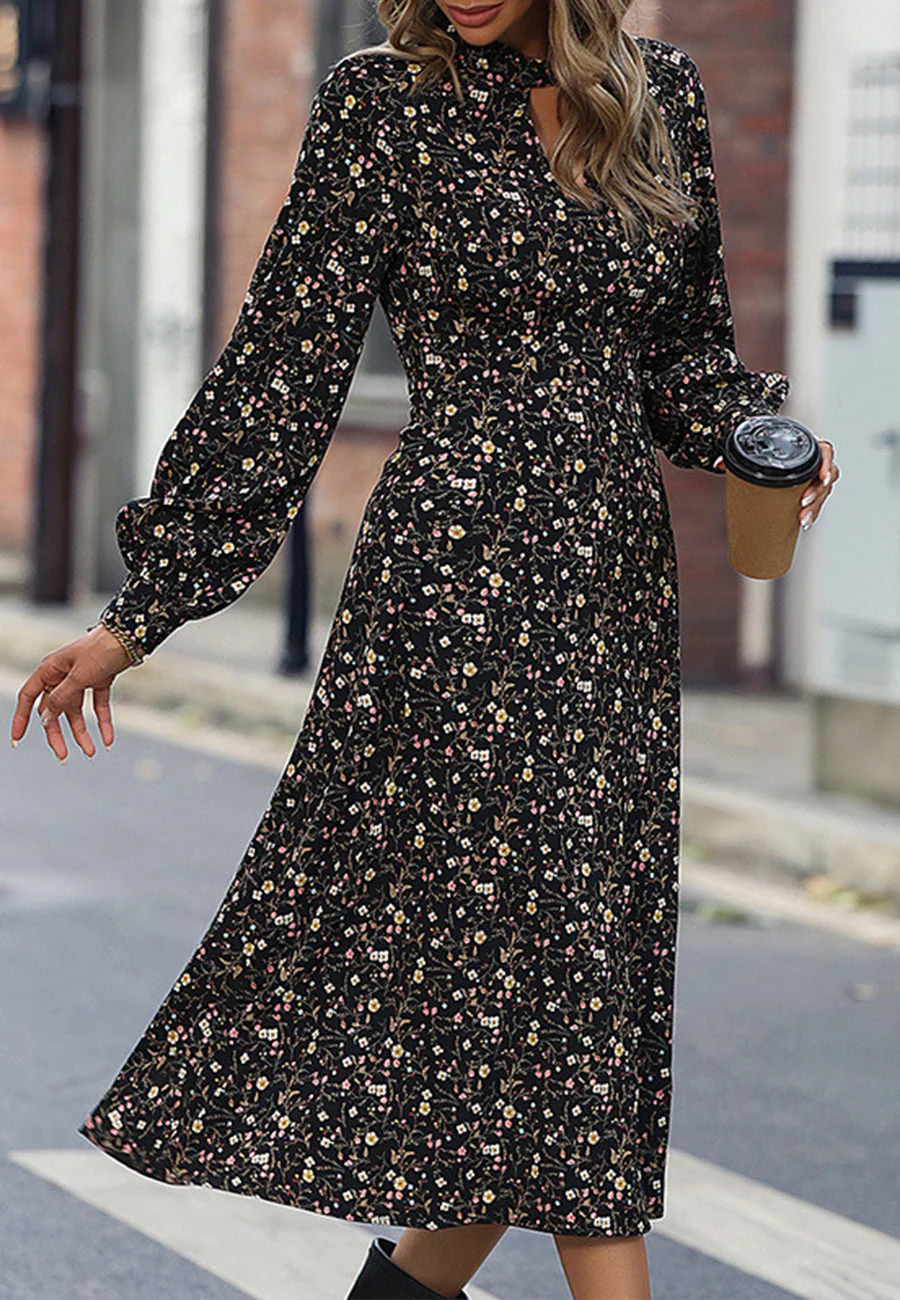 Cutout Front Vintage Floral Dress - Image 3