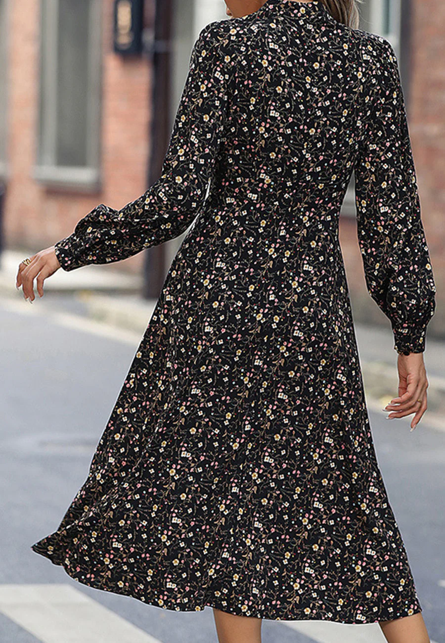 Cutout Front Vintage Floral Dress - Image 4