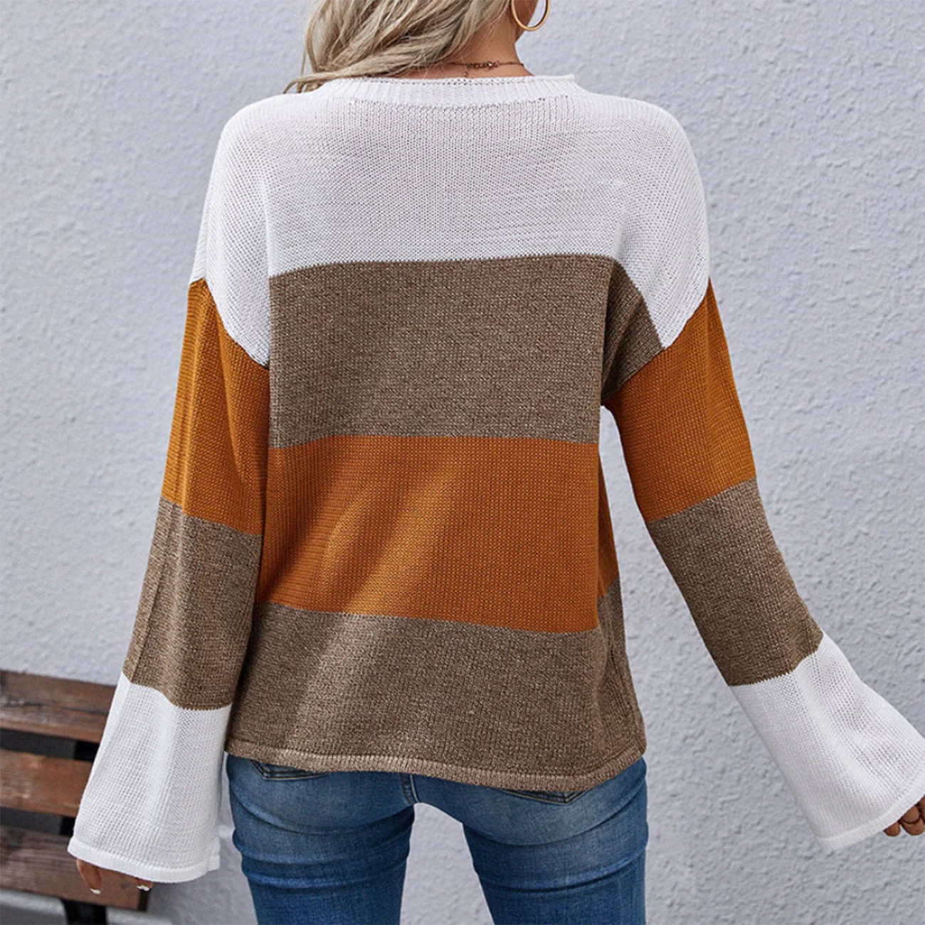 Distressed Detail Color Block Sweater - Image 4