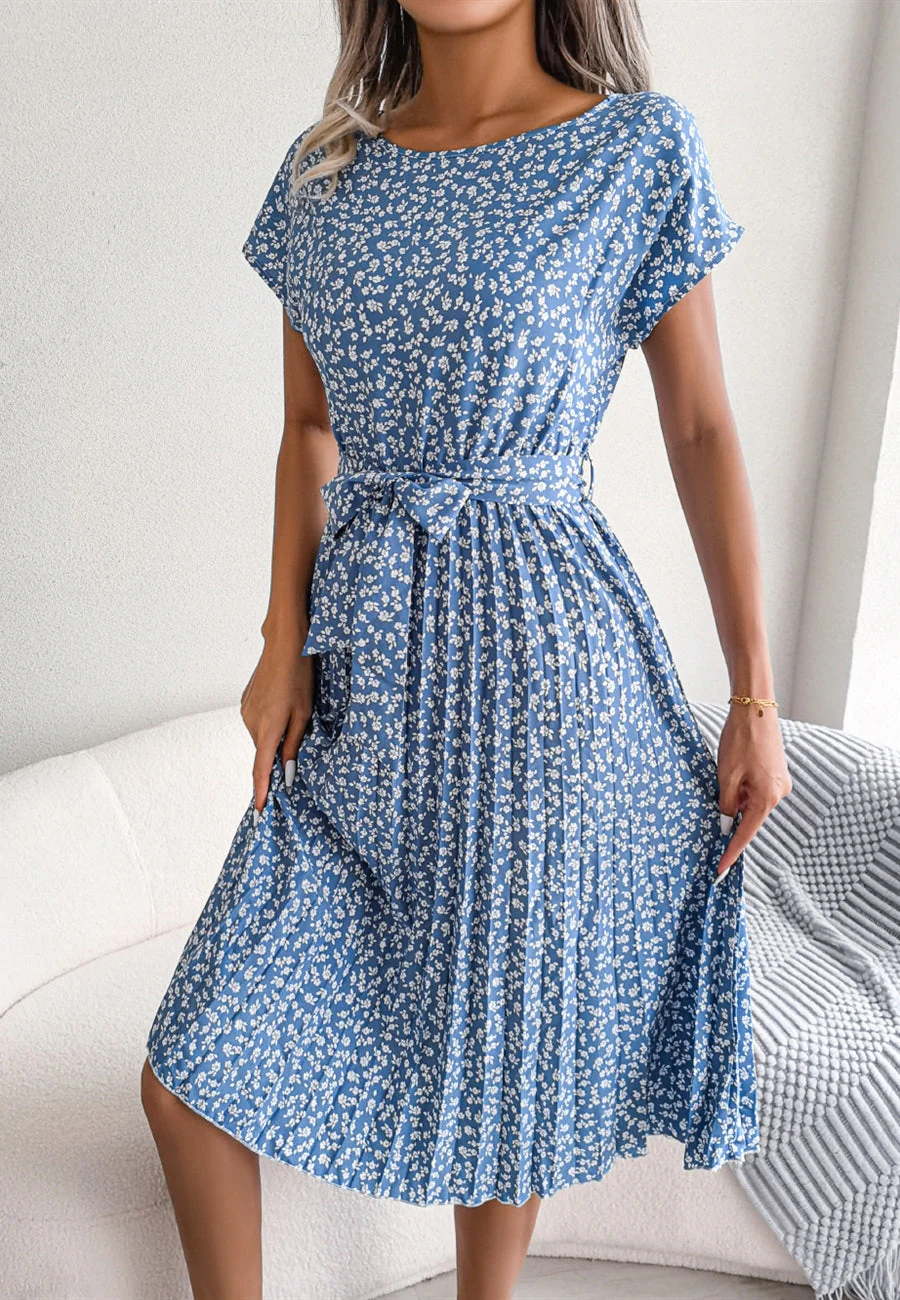 Ditsy Floral Print Pleated Dress - Image 12