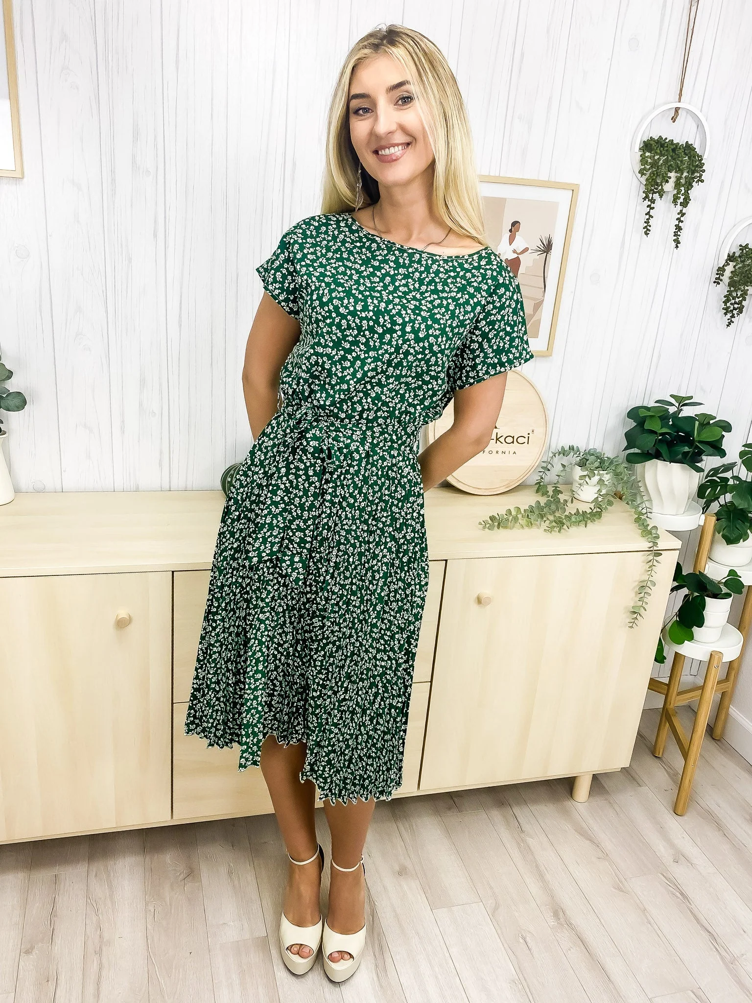 Ditsy Floral Print Pleated Dress - Image 3