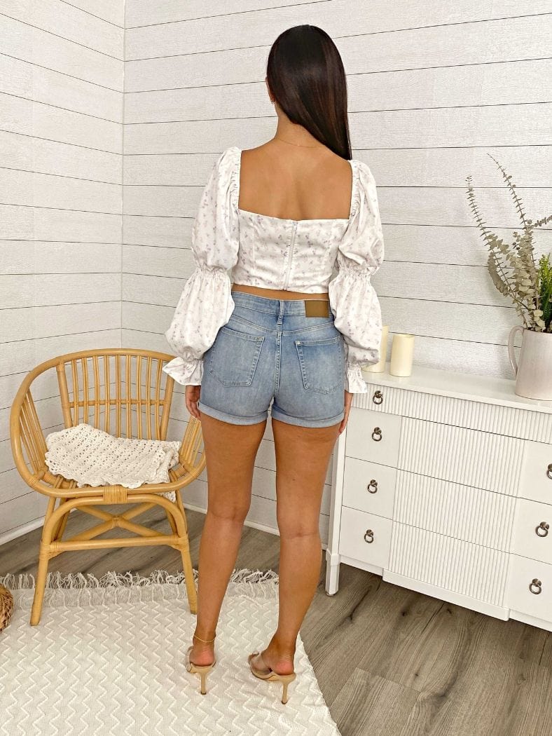 Ditsy Floral Puff Peasant Sleeve Keyhole Crop Top - Image 3