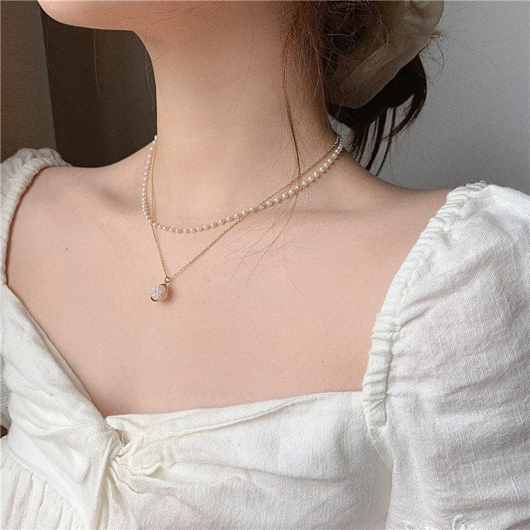 Double Layered Pearl and Gold Chain Necklace - Image 3