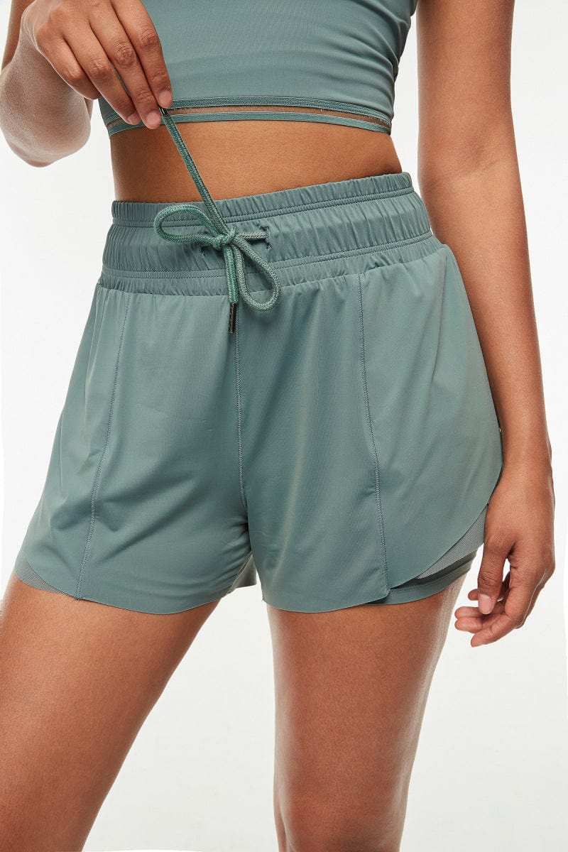 Drawstring Waist Lined Active Shorts - Image 4