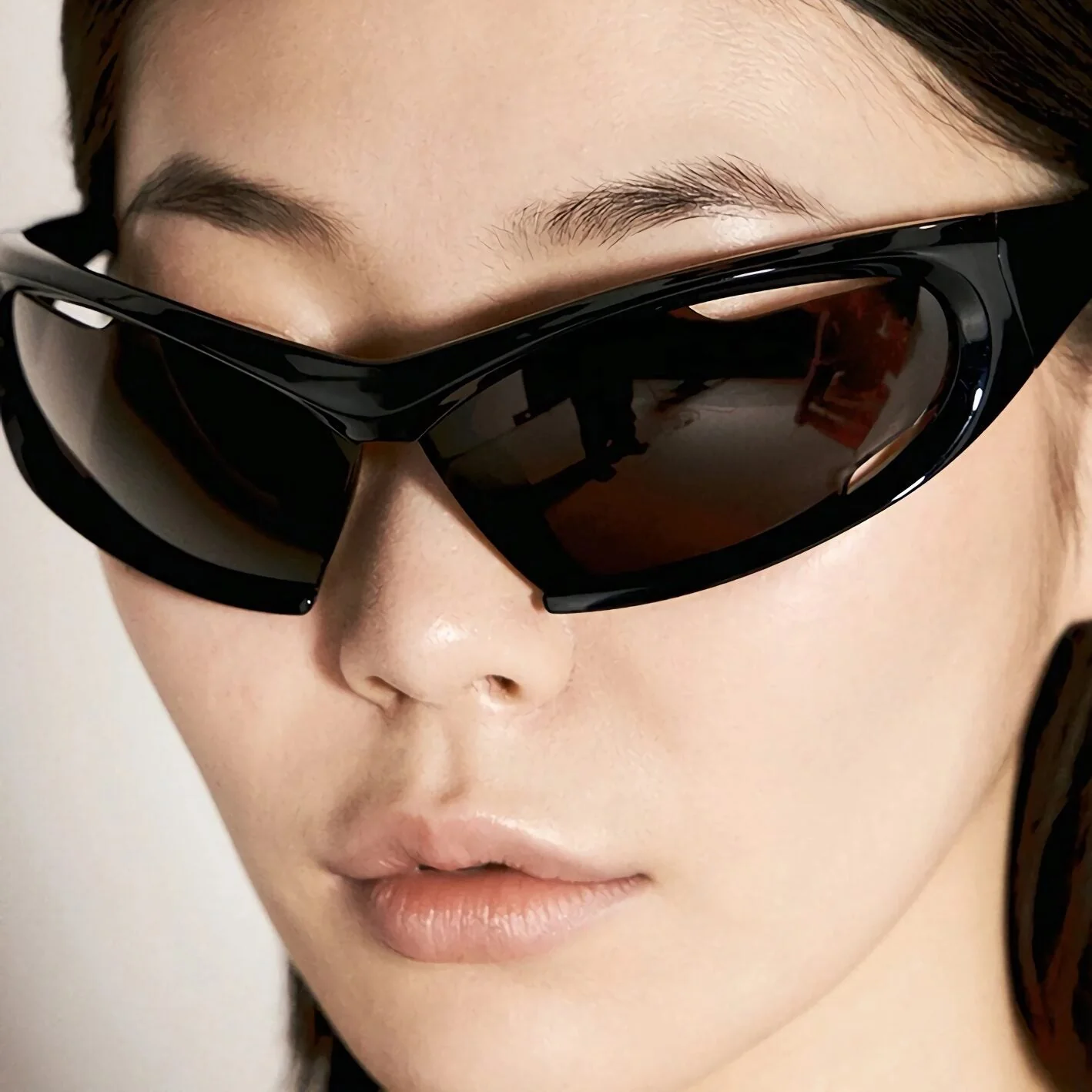 Dynamic Y2K Punk Sunglasses - Image 8