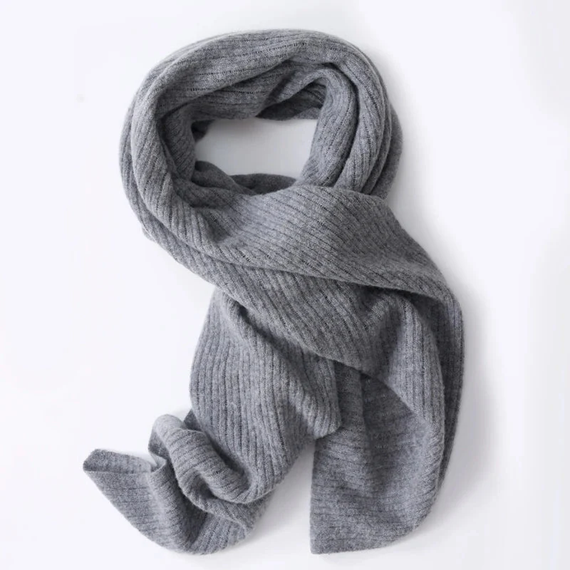 Elegant Wool Scarf for Women - Image 11