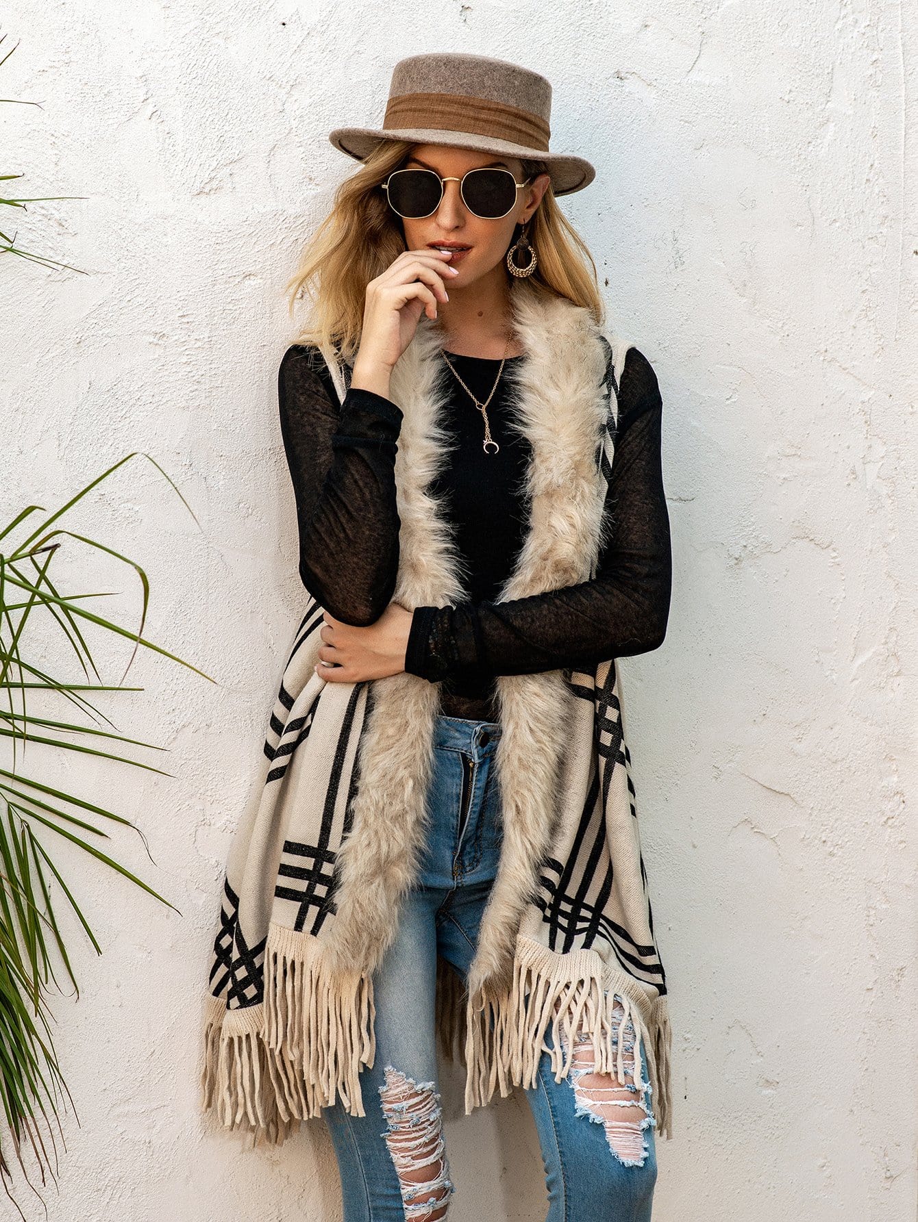 Faux Fur Trim Printed Vest - Image 3