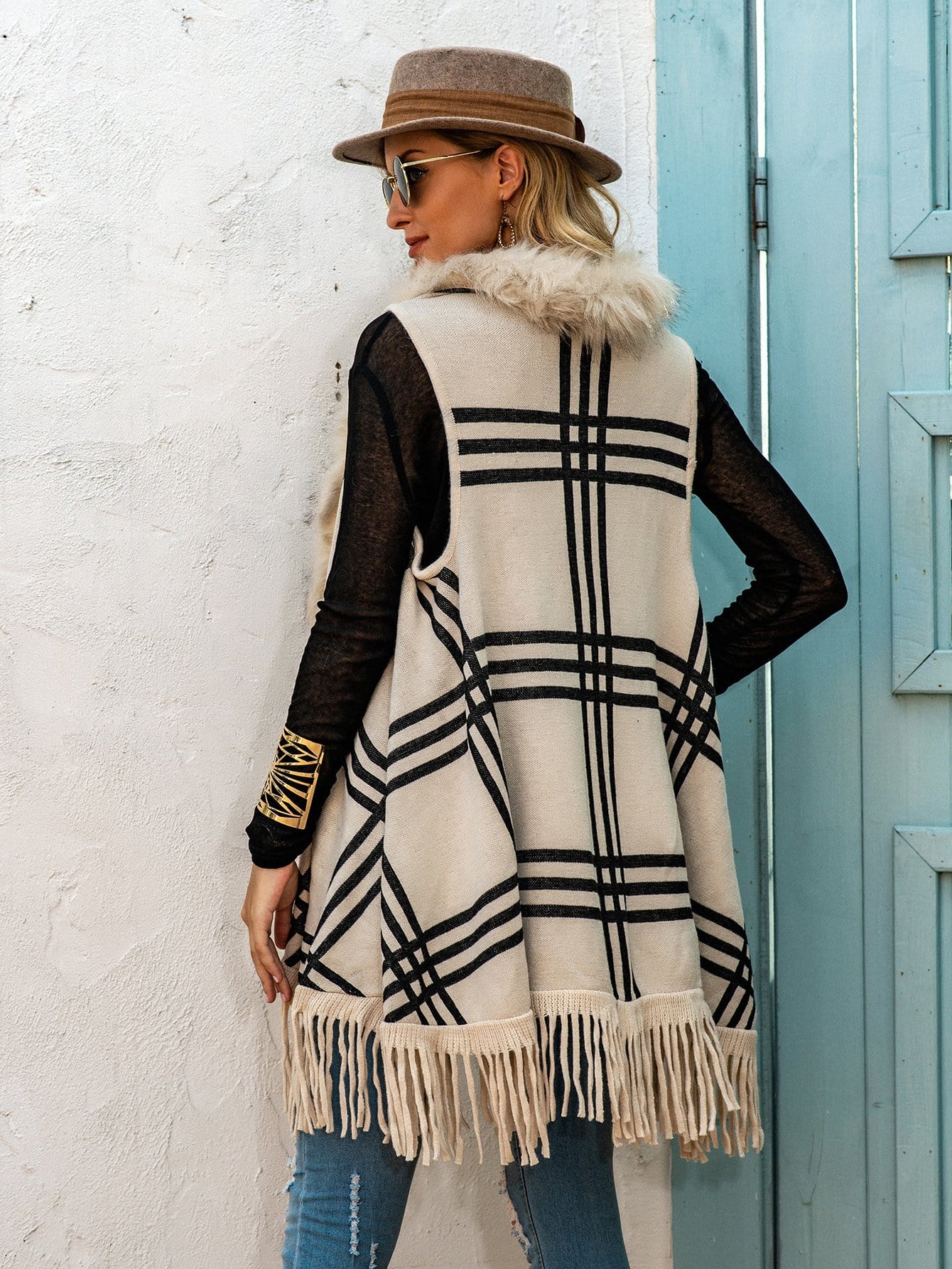 Faux Fur Trim Printed Vest - Image 5