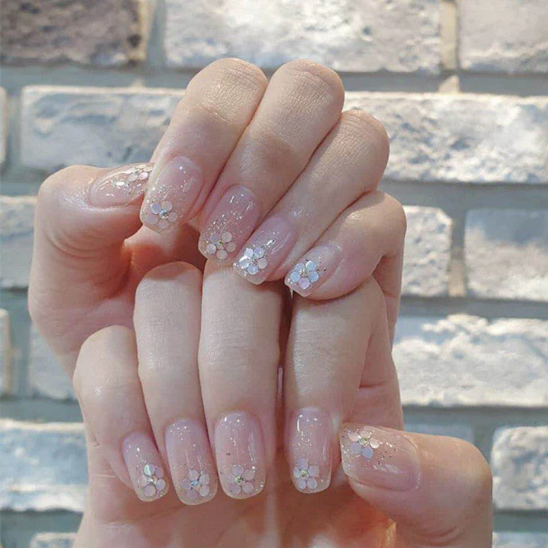 Finished product of phototherapy with fake nail patch - Image 4