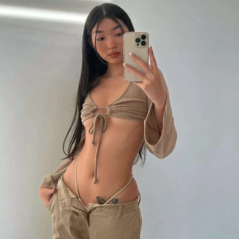 Flared Long Sleeve Ruched Drawstring Tying Crop Top - Image 4