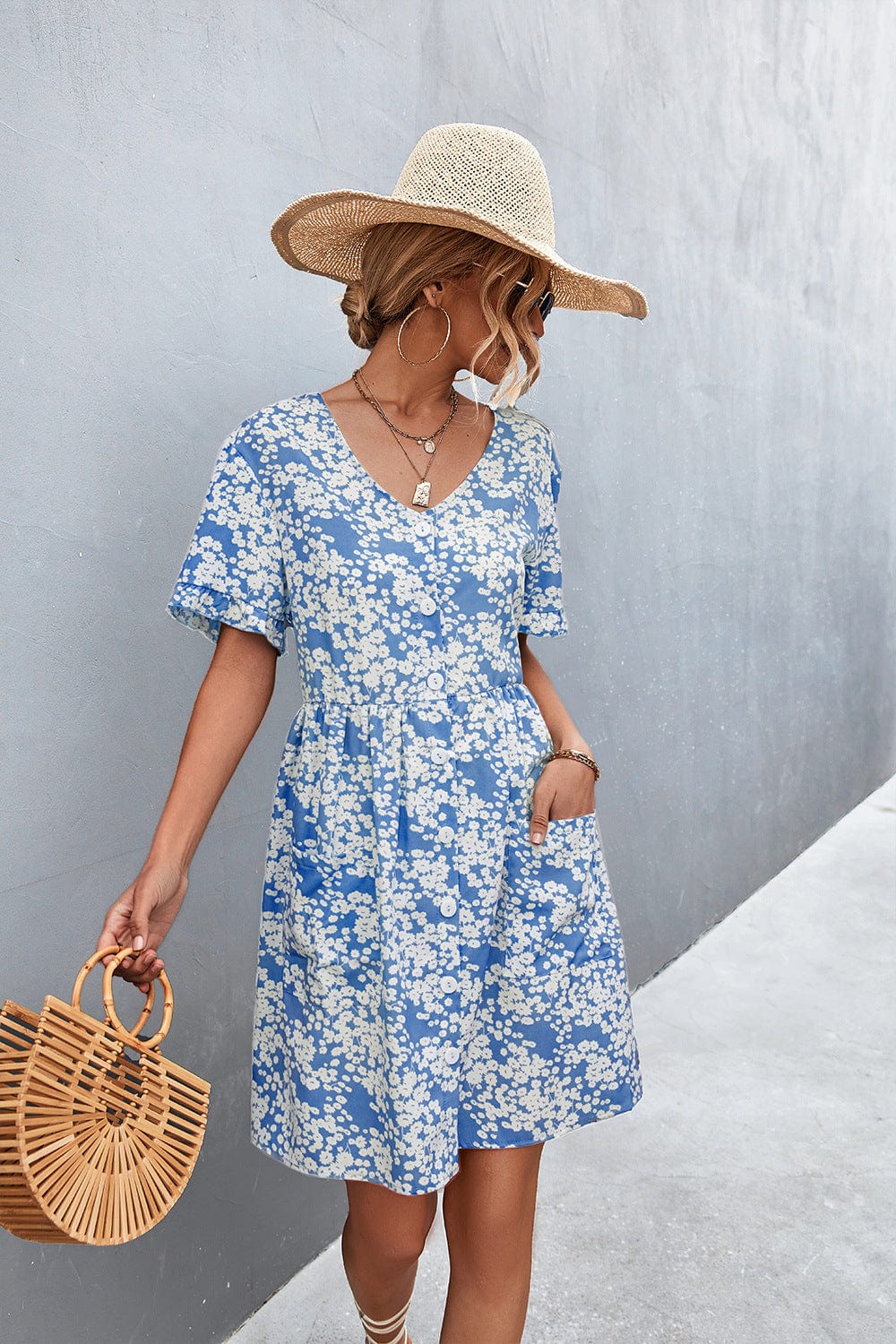 Floral Button Down Pocket Dress - Image 4