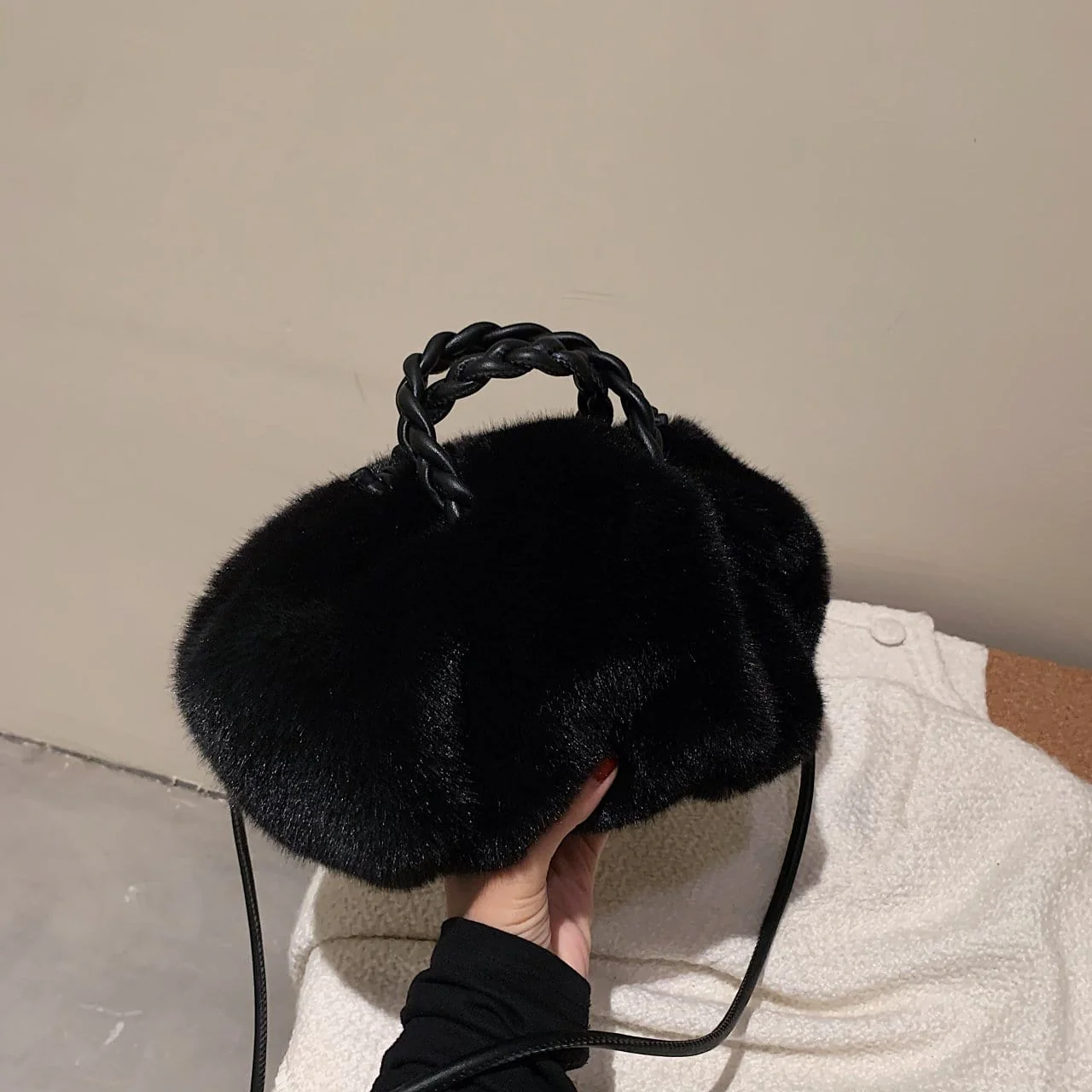 Fluffy Braided Handle Bag - Image 13