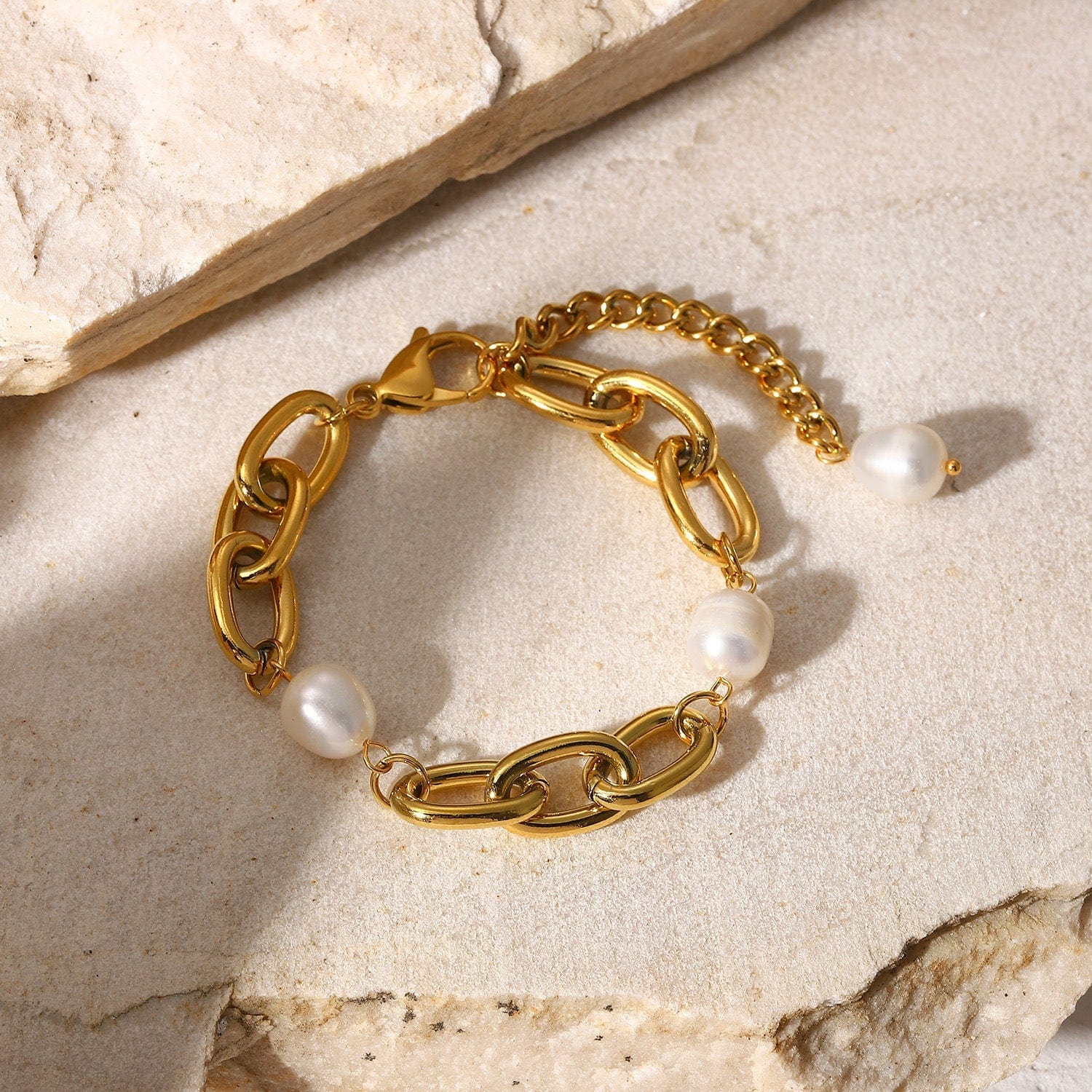 Freshwater Pearl 12mm Chain 18K Gold-Plated Bracelet - Image 2