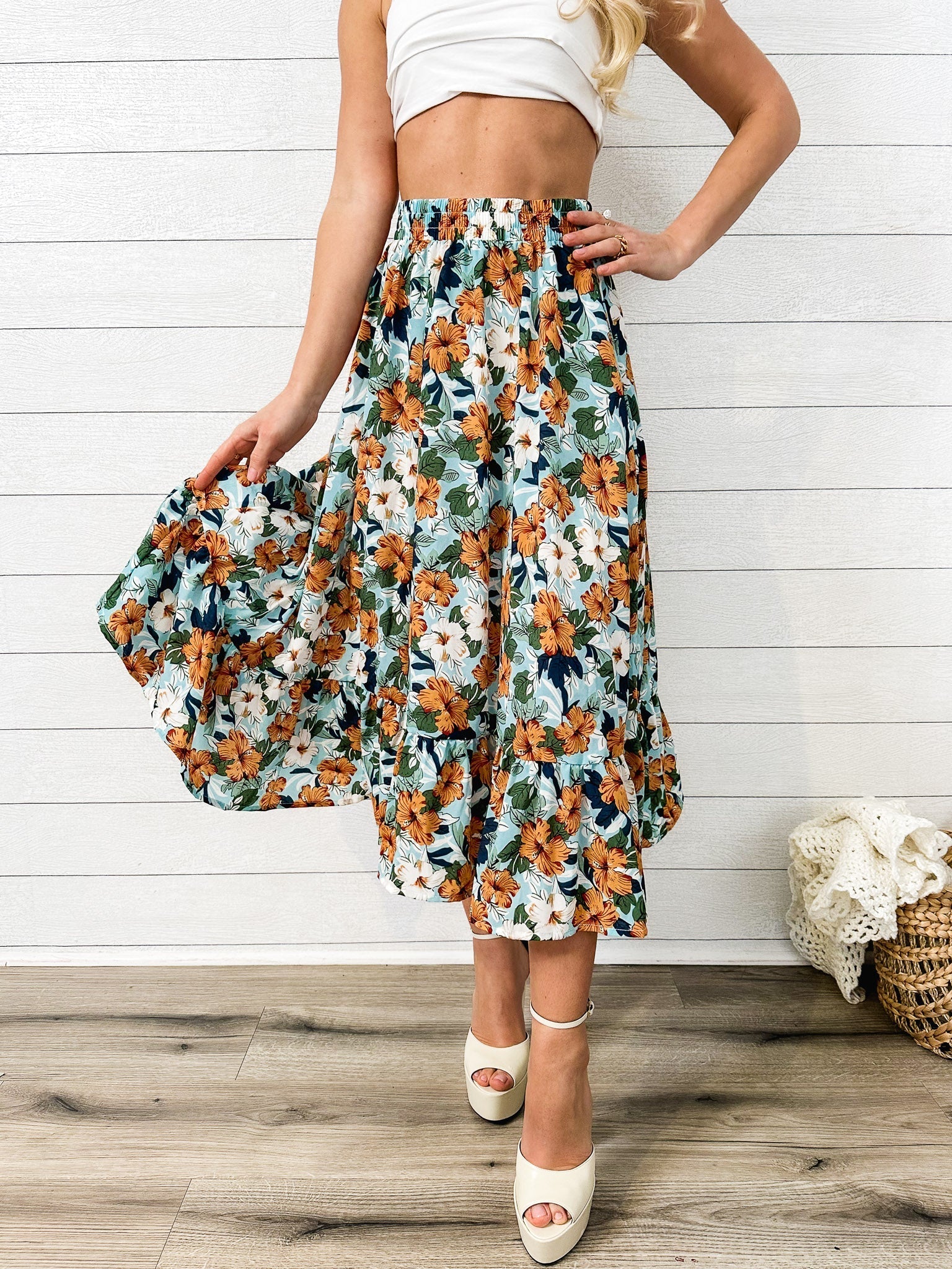 Gartered Floral Print Midi Skirt - Image 25