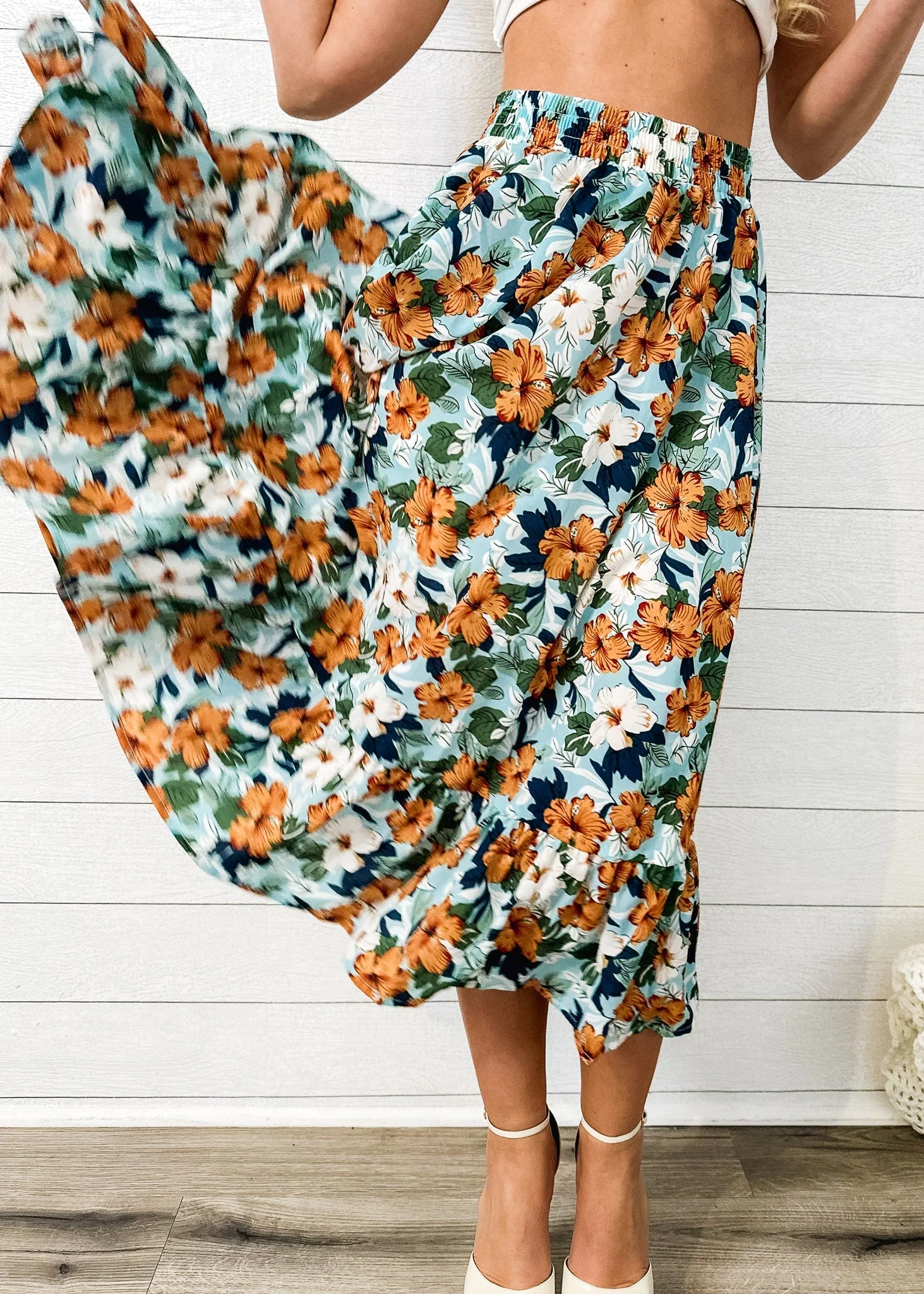Gartered Floral Print Midi Skirt - Image 26