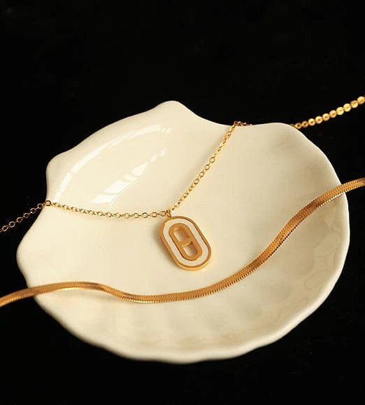 Geometric Pendant Snake Bone Chain Gold Necklace - Image 2