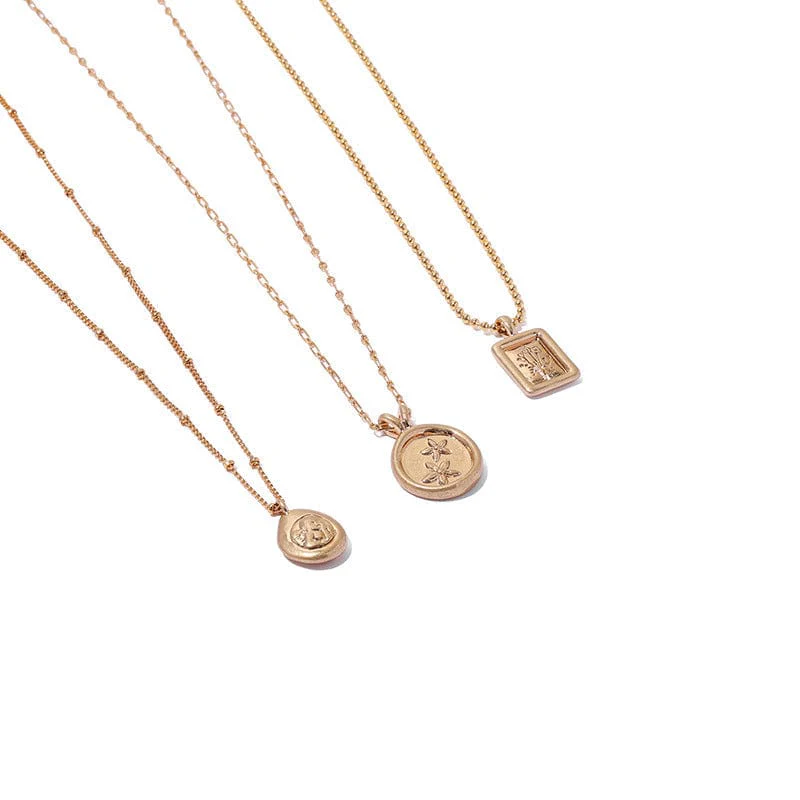 Gold Coin Pendant Chain Necklace - Image 6