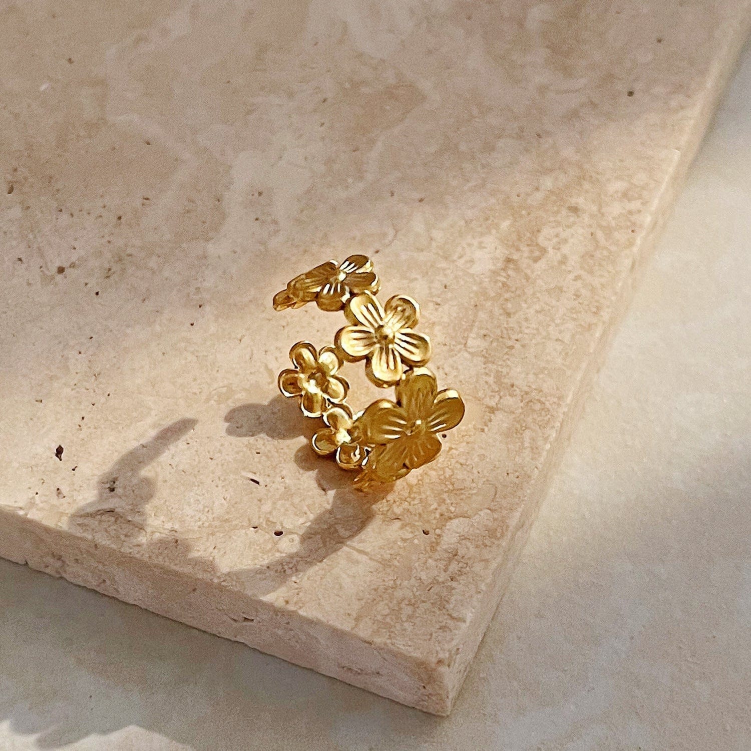 Gold Flower Lined Ring - Image 3