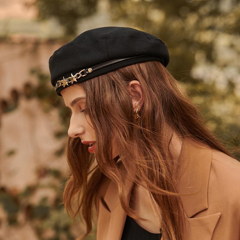 Golden Star Buckle Beret - Image 2
