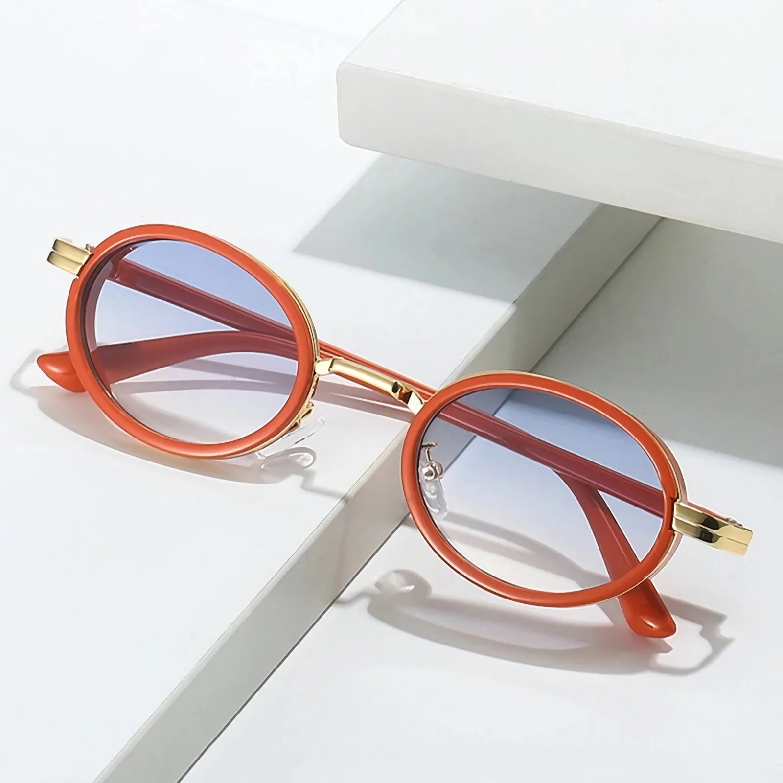 Gradient Oval Sunglasses - Image 9