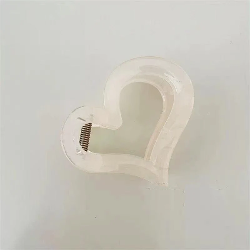Heart Shaped Clear Hair Claw - Image 5