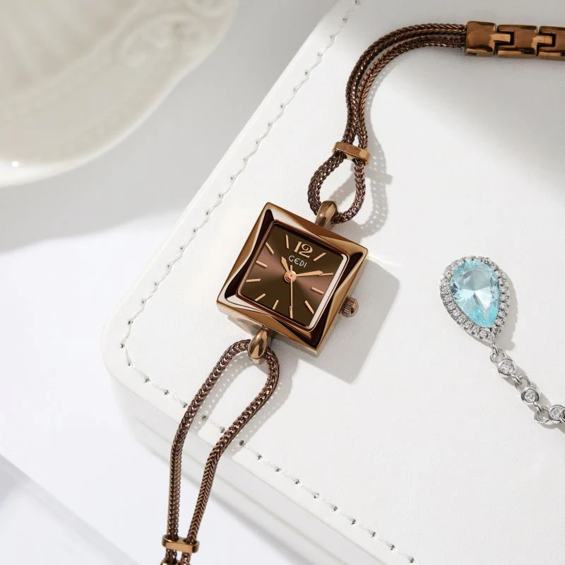 High-grade Simple Small Square Plate Alloy Bracelet Watch Antique Style - Image 3