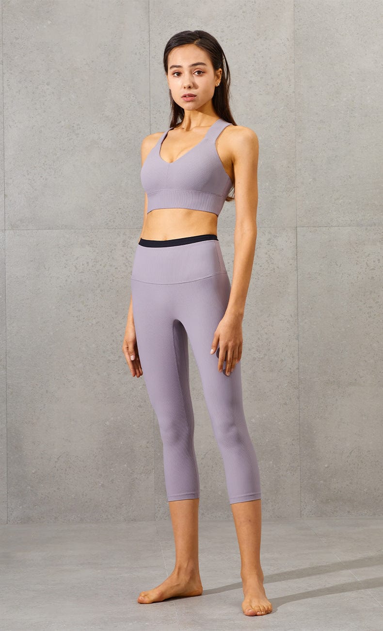 High Rise Cropped Leggings w/ Seamings - Image 11
