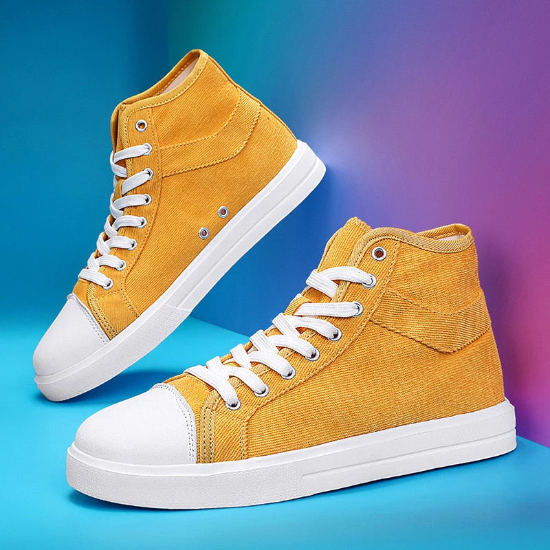 High-Top Skateboarding Shoes - Image 10