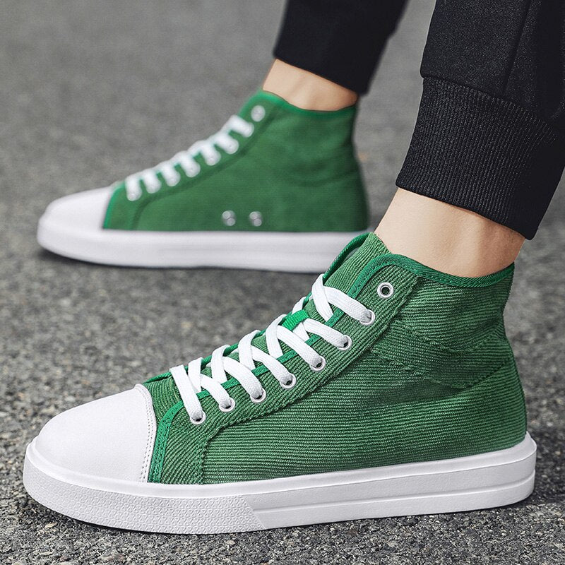 High-Top Skateboarding Shoes - Image 20