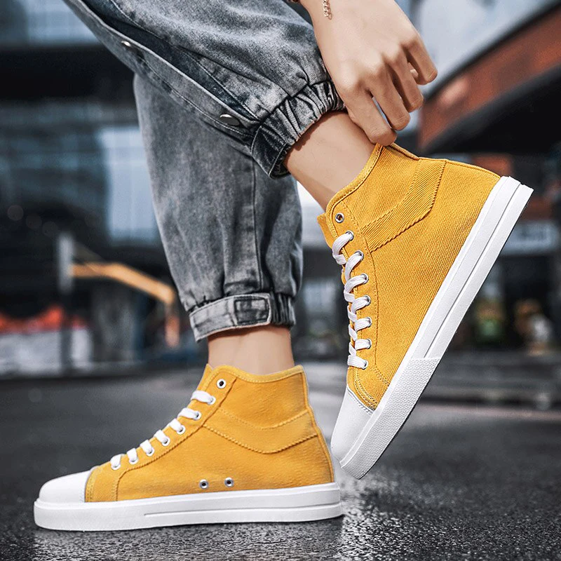 High-Top Skateboarding Shoes - Image 34
