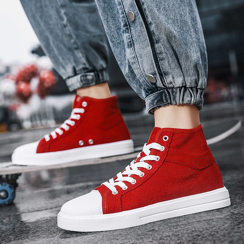 High-Top Skateboarding Shoes - Image 35