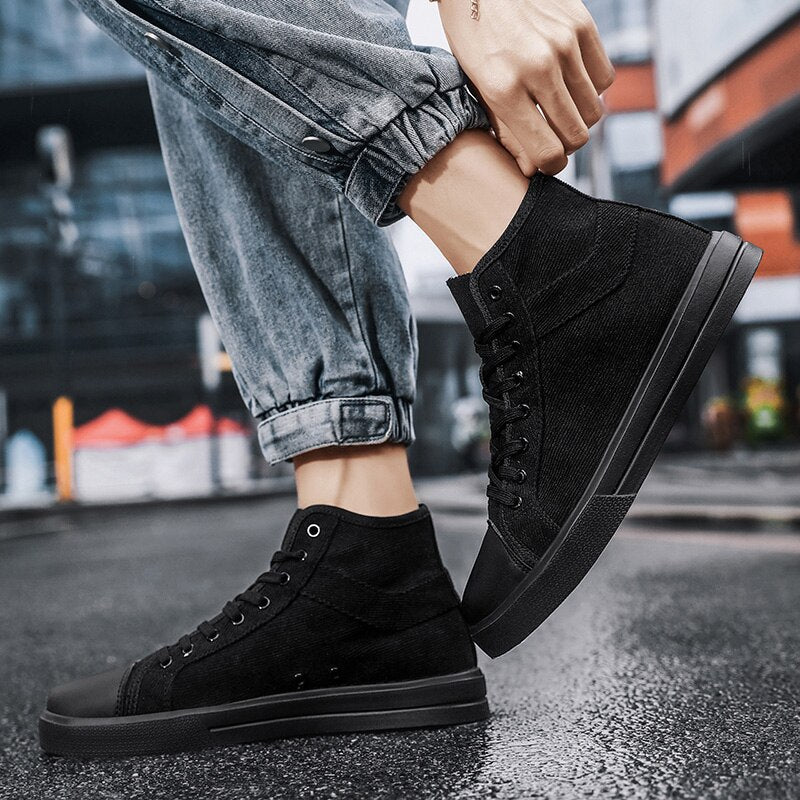 High-Top Skateboarding Shoes - Image 37
