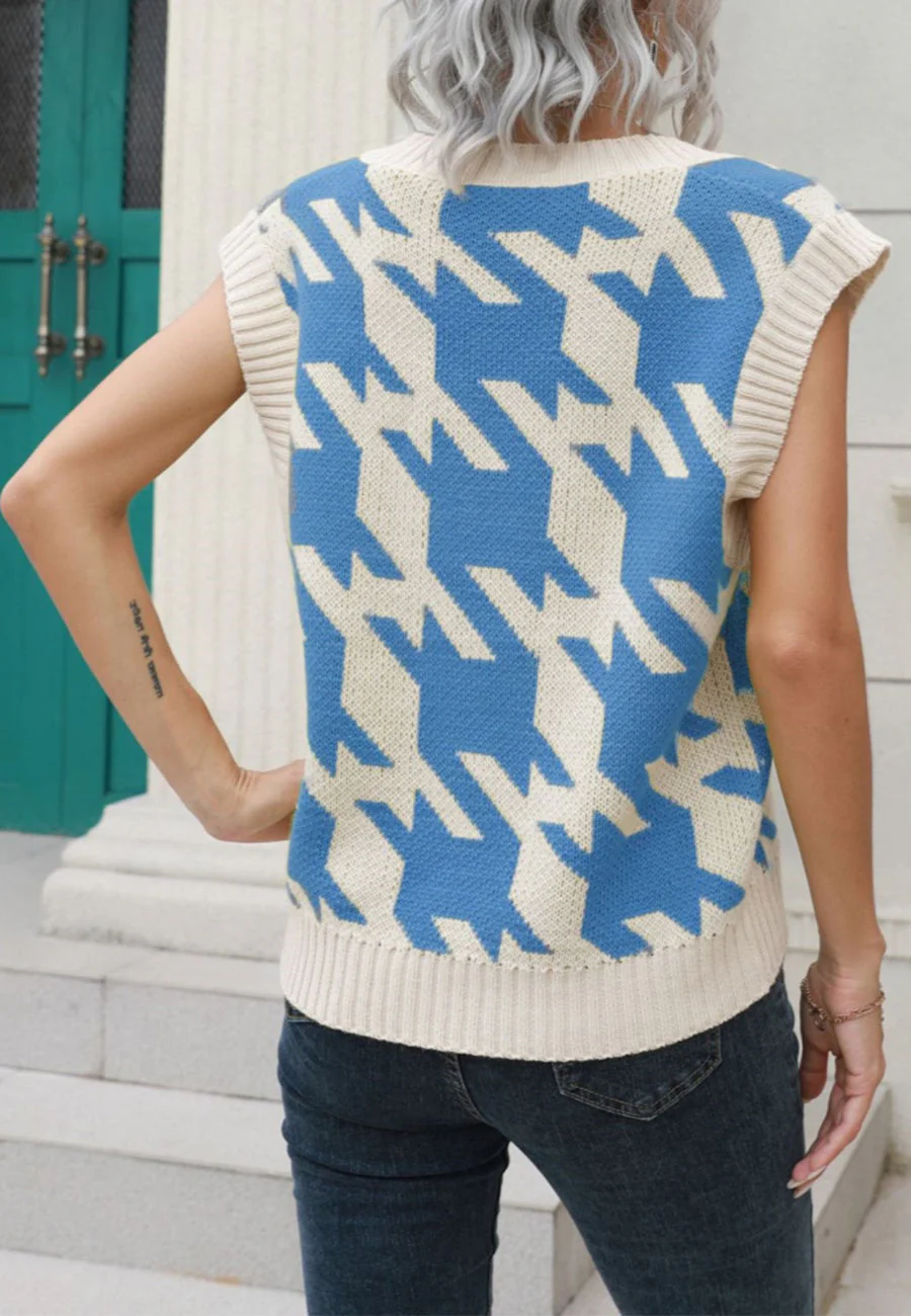 Houndstooth Knit Sweater Vest - Image 14