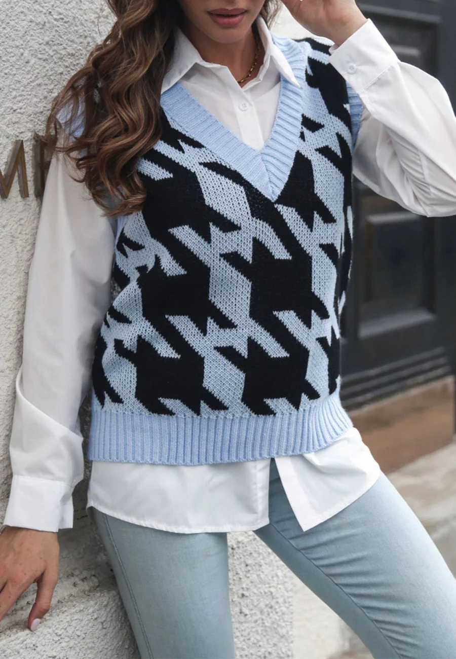 Houndstooth Knit Sweater Vest - Image 4