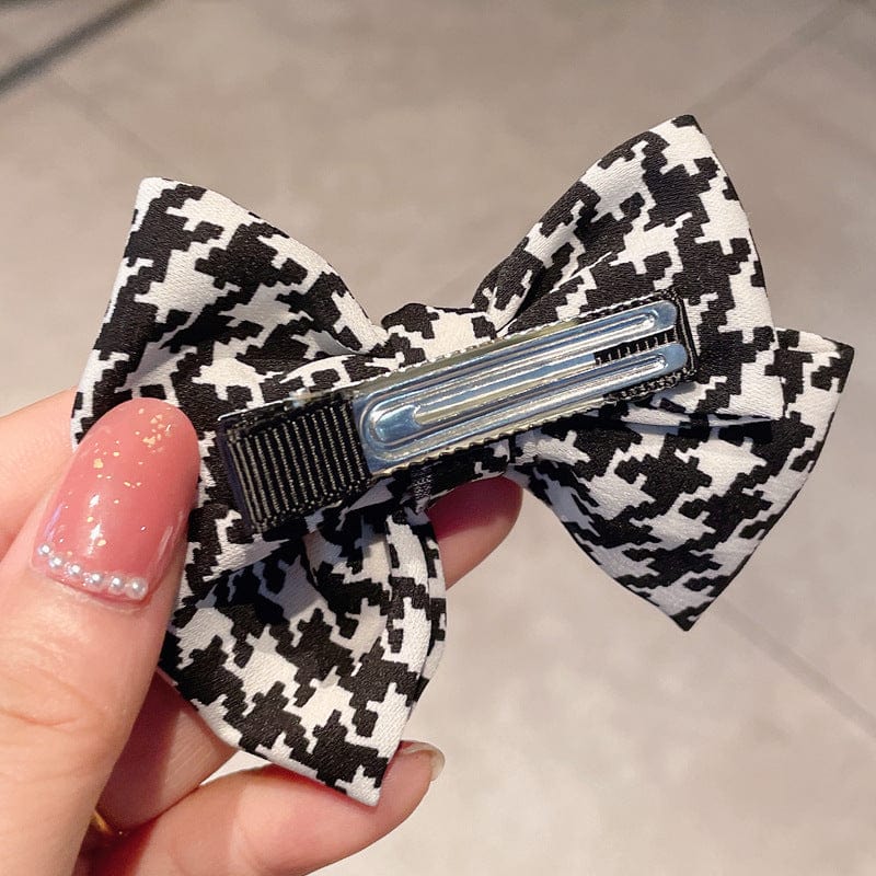 Houndstooth Patterned Ribbon Hair Clip - Image 7