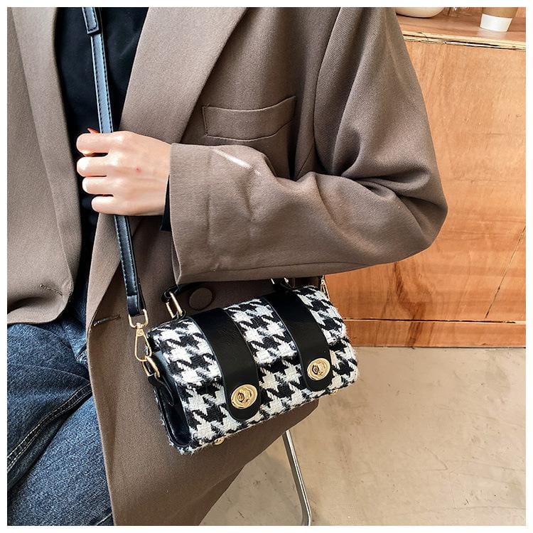 Houndstooth Twist Lock Bag - Image 6