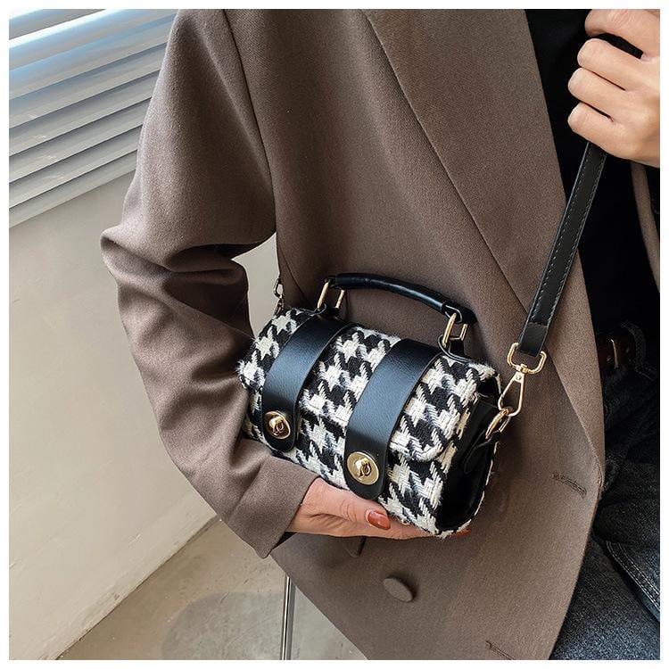 Houndstooth Twist Lock Bag - Image 7